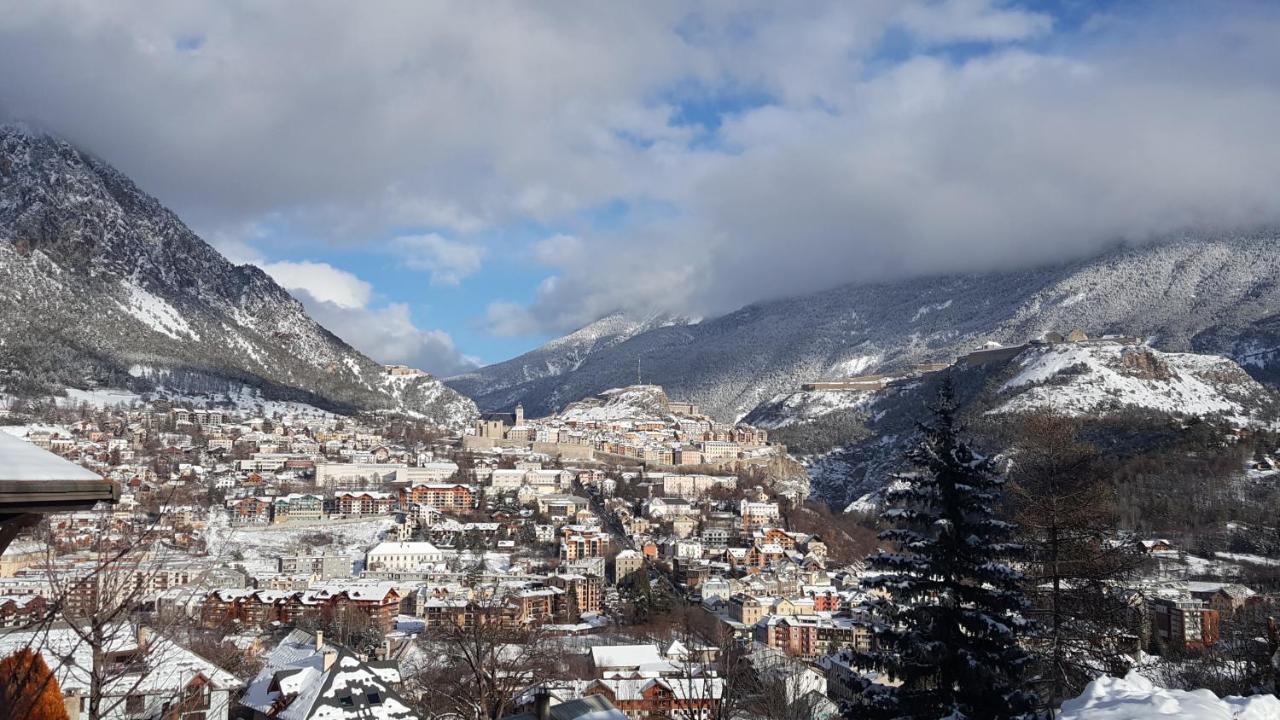 Studio Sympa Avec Terrasse , Maxi 4 Pers.Briancon Экстерьер фото